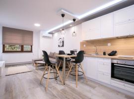 Babylon Park Apartment โรงแรมในซันดันสกี