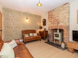 Oxfordshire Living - The Bowler Hat Cottage - Woodstock, hotel v destinaci Woodstock