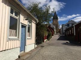 Pensionat Gyllenhjelmsgatan, hotel pet friendly a Strängnäs