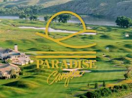 Paradise Canyon Golf Resort - Luxury Condo M405, hotel v destinaci Lethbridge