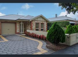 Victor Central Cottage Perfect Location, hótel í Victor Harbor