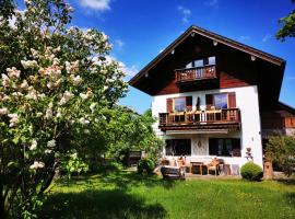 Gästehaus Neu am Passionstheater, hotel a Oberammergau