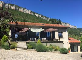 Dans la Pouncho d’Agast – hotel w mieście Millau