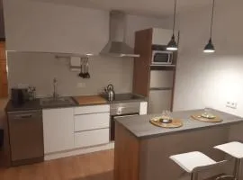 Moderno apartamento con vista a la montaña