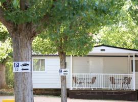 Bungalows y Mobil Homes Camping Regio, hotel in Santa Marta de Tormes