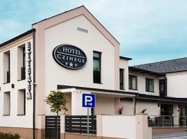 Hotel Czinege & Étterem、Kókaのホテル