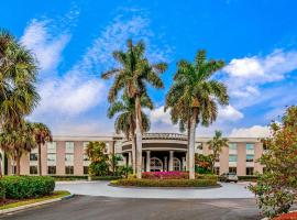 La Quinta by Wyndham Naples Downtown, hotel em Naples