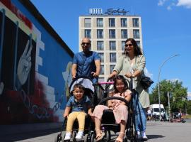 Schulz Hotel Berlin Wall at the East Side Gallery, hotel v Berlíne