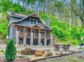 Noir Pine Creekside Chalet