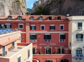 Hotel Il Faro, hotelli Sorrentossa