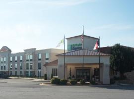 Holiday Inn Express Hickory - Hickory Mart, an IHG Hotel, hotel i Hickory