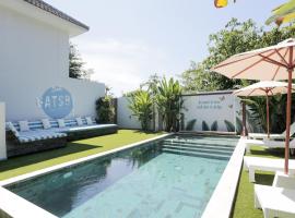 Gatsby Hotel Hostel, hotell i Uluwatu