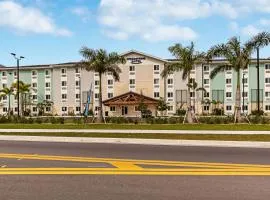 WoodSpring Suites Naples