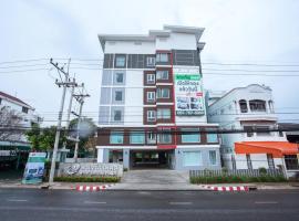 พรเจริญเพลส, hotel din Chachoengsao