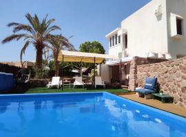 Guest House "Villa Klara Eilat" Heated pool and sauna all year round، بيت ضيافة في إيلات