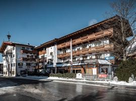 Hotel Hochfilzer, hotel i Ellmau