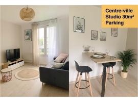 Studio 30m2 - Au pied de la Gare - PARKING, hôtel à Cergy