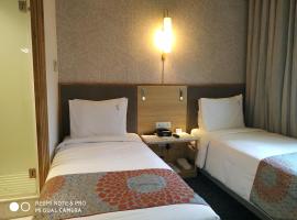 Holiday Inn Express Hyderabad Banjara Hills, an IHG Hotel, hotel u Hyderabadu