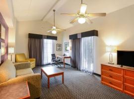 Quality Inn & Suites North Charleston - Ashley Phosphate, хотел близо до Летище Charleston International - CHS, Чарлстън