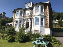 Cairn House, hotel in Ilfracombe