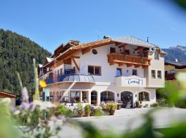 Hotel Central - das kleine Boutique Hotel am Achensee, מלון בפרטיסאו