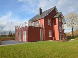 Classy Holiday Home in Waimes with Sauna, hotel i Waimes