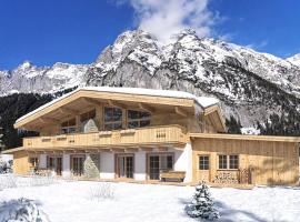 Alpenchalet im Leutaschtal, hotel u gradu 'Leutasch'