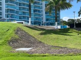 Apartamento en BalaBeach María Chiquita in front of the beach 2hab, hotell sihtkohas Colón