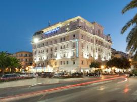 Hotel Esplanade, ξενοδοχείο στην Πεσκάρα