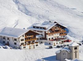 Hotel Enzian, ξενοδοχείο σε Zürs am Arlberg