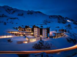 Hotel Zürserhof, ξενοδοχείο σε Zürs am Arlberg