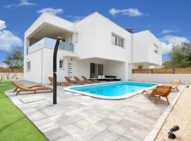 Pandora Villas- -Happy Rentals, hotel Vodicében