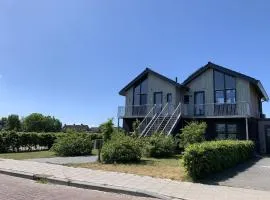 Lovely Holiday Home in Stavoren near Frisian Lakes