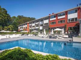 Novotel Resort & Spa Biarritz Anglet، فندق في أنغليه