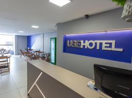 USEHOTEL - A uma quadra do complexo hospitalar Santa Casa, готель у місті Порту-Алегрі