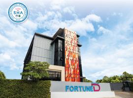 Fortune D Hotel Phitsanulok: Phitsanulok, Phitsanulok Havaalanı - PHS yakınında bir otel