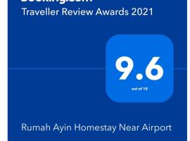 Rumah Ayin Homestay Near Airport, hotel a Palembang