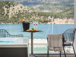 Canale Hotel & Suites, hotel en Argostoli