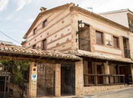 Apartamentos Capricho del Valle, Hotel in Arroyo Frio