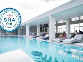 Panphuree Residence - SHA Extra Plus, hotel dicht bij: Internationale luchthaven Phuket - HKT, 