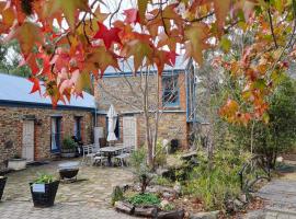 BAROSSA HILLS COTTAGES, husdjursvänligt hotell i Springton