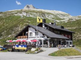 Berggasthaus Piz Calmot, hotel v destinaci Andermatt