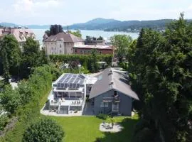 Velden - Villa right in the center with private parking