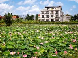 Lotus Hotel Ninh Bình