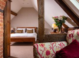 Broom Hall Inn, bed & breakfast i Stratford-upon-Avon