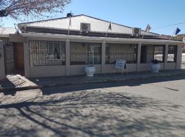 Crane Cottage, hotel em Colesberg