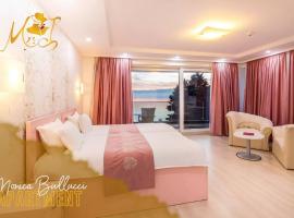 Mr.I Boutique Hotel & Bar، فندق في أوخريد