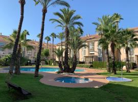 Luxury Apartments Golden Beach Javea, hotell i Jávea