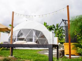 Orange Glamping, hotel v destinácii Quimbaya