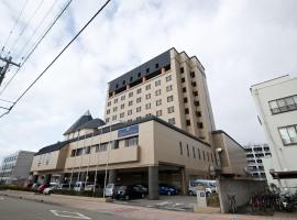 Grand Hotel Hakusan: Hakusan, Komatsu Havaalanı - KMQ yakınında bir otel